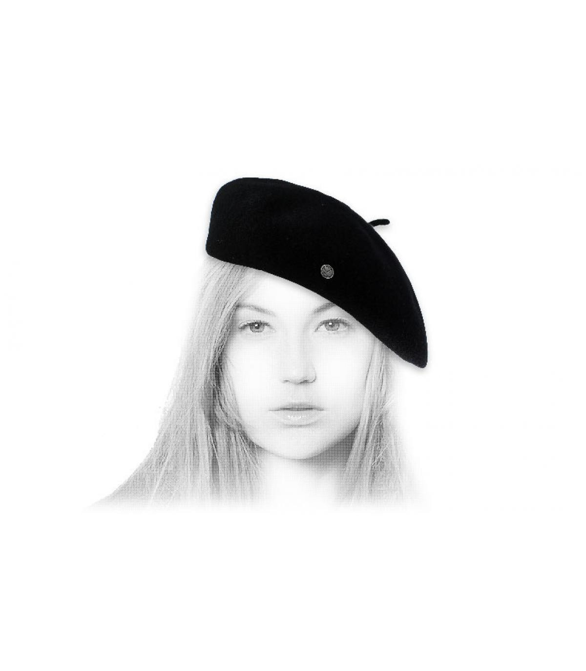 Women french beret Eva black